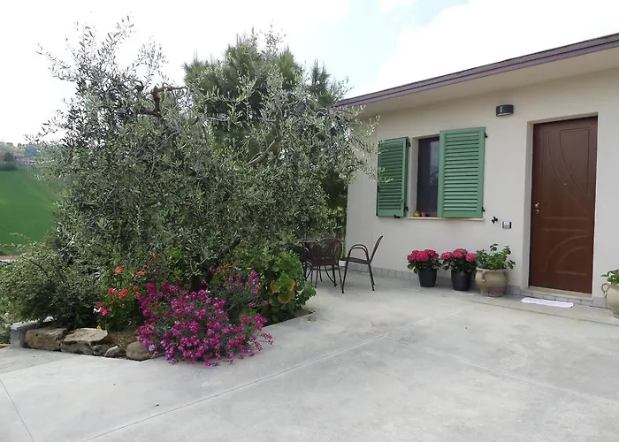 A Casa Di Lori Nocleg ze śniadaniem Fermo